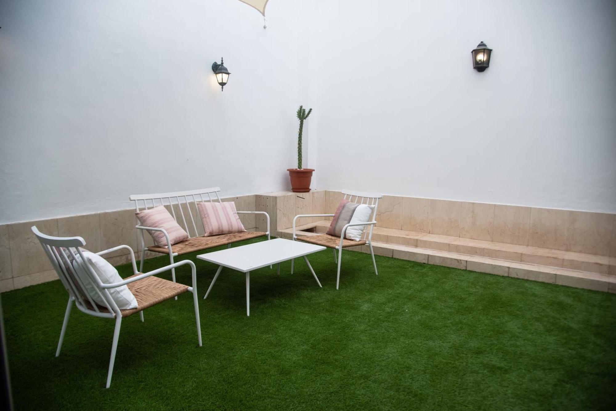 Appartement Tentudia Charming With Private Roof-top Or Patio In San Bernardo By Ocityzen *