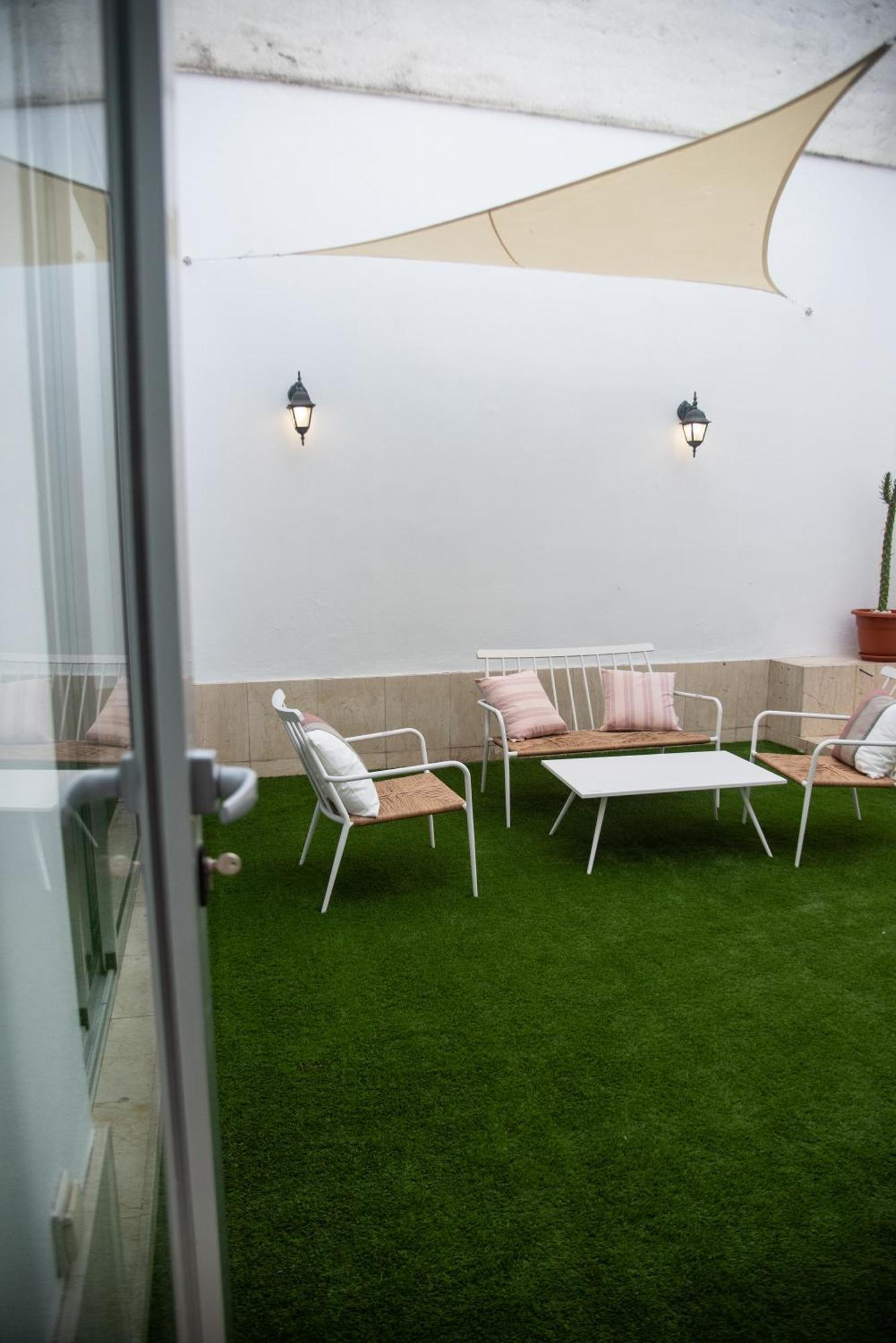 Tentudia Charming With Private Roof-top Or Patio In San Bernardo By Ocityzen Appartement Séville