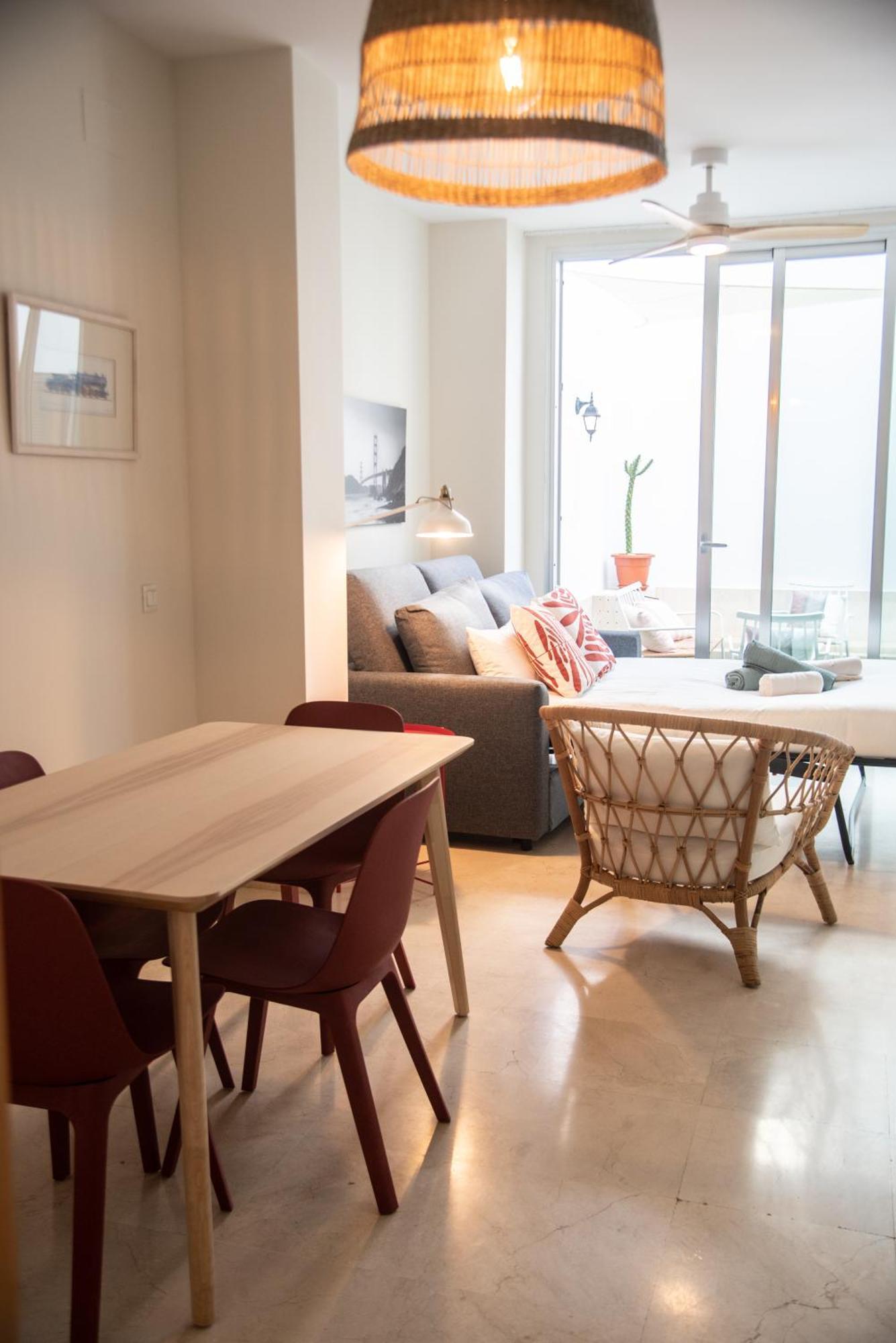 Appartement Tentudia Charming With Private Roof-top Or Patio In San Bernardo By Ocityzen Séville