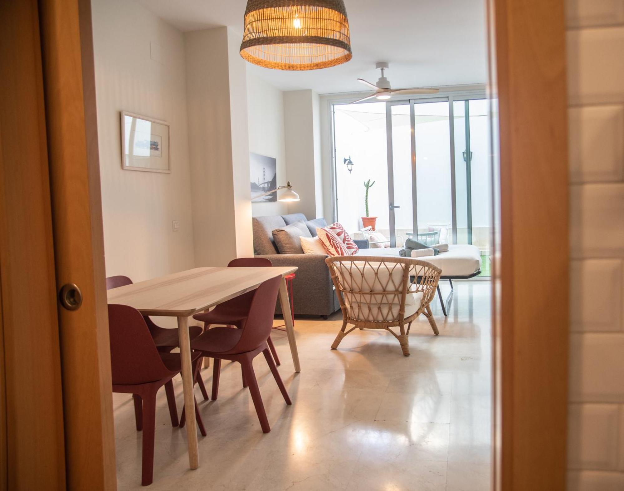 Tentudia Charming With Private Roof-top Or Patio In San Bernardo By Ocityzen Appartement