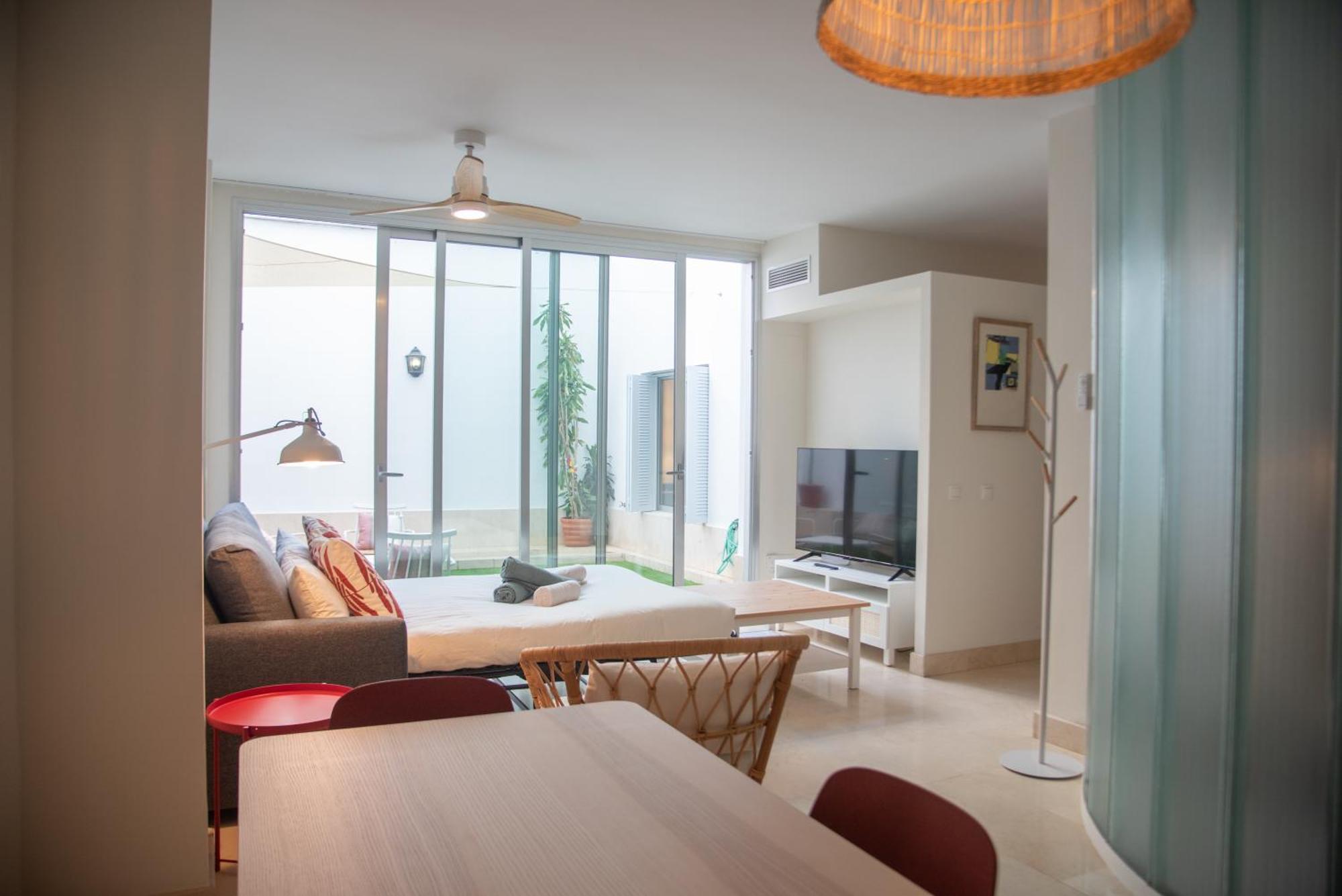 Appartement Tentudia Charming With Private Roof-top Or Patio In San Bernardo By Ocityzen Séville