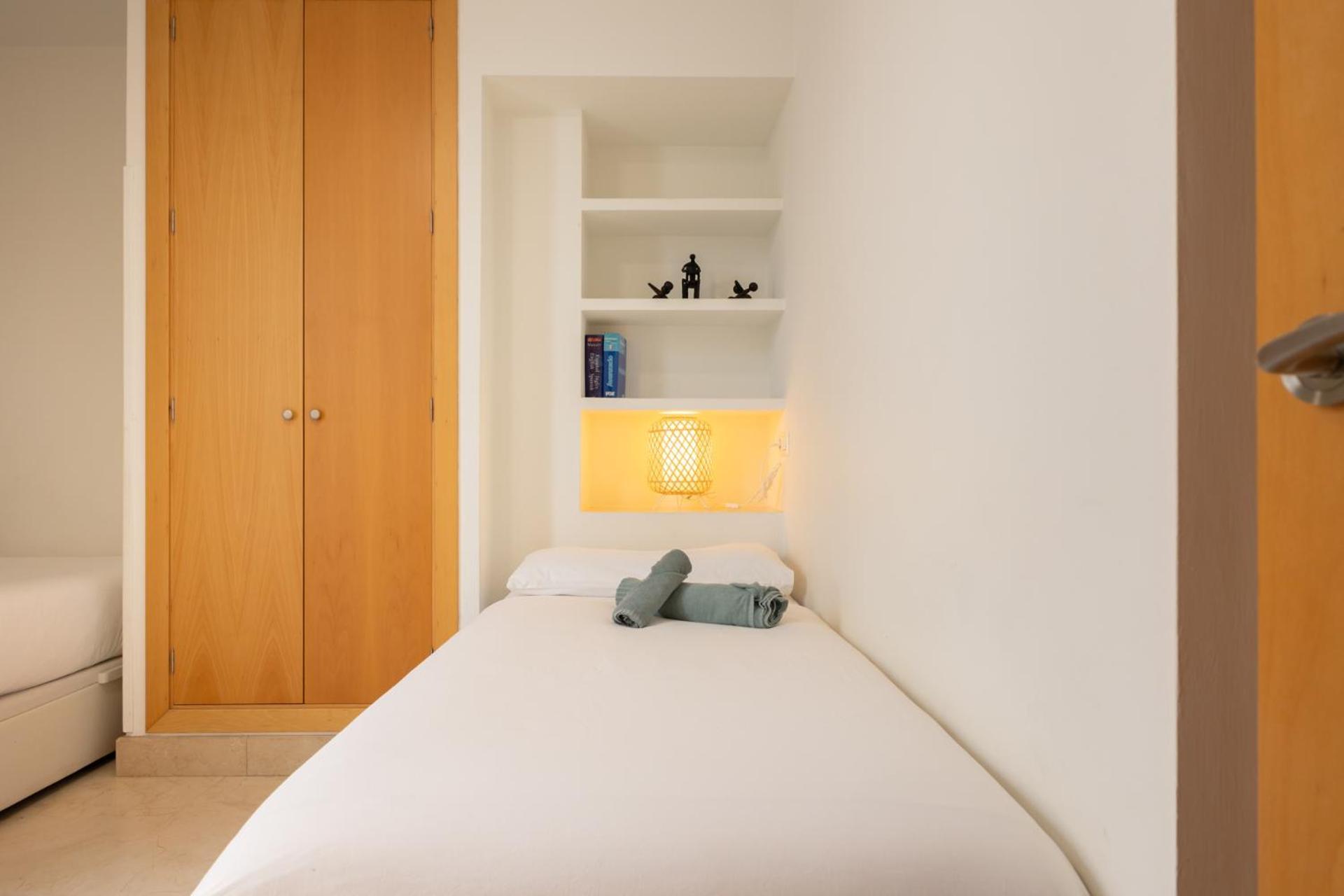 Tentudia Charming With Private Roof-top Or Patio In San Bernardo By Ocityzen Appartement