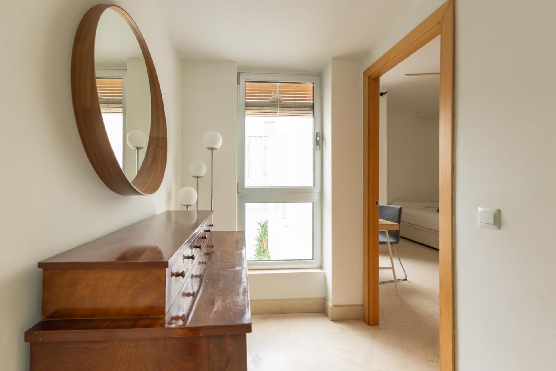Appartement Tentudia Charming With Private Roof-top Or Patio In San Bernardo By Ocityzen
