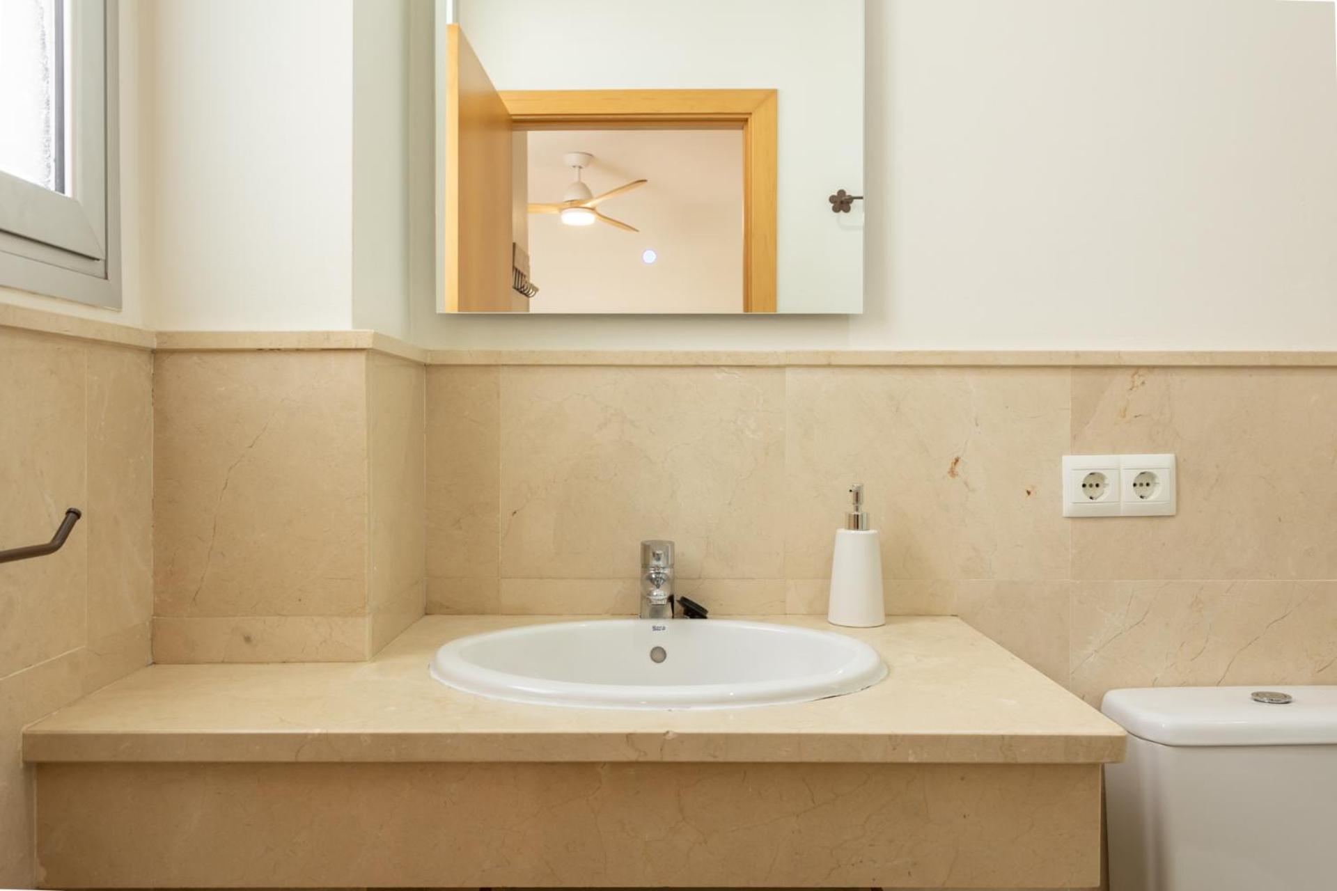 Tentudia Charming With Private Roof-top Or Patio In San Bernardo By Ocityzen Appartement Séville