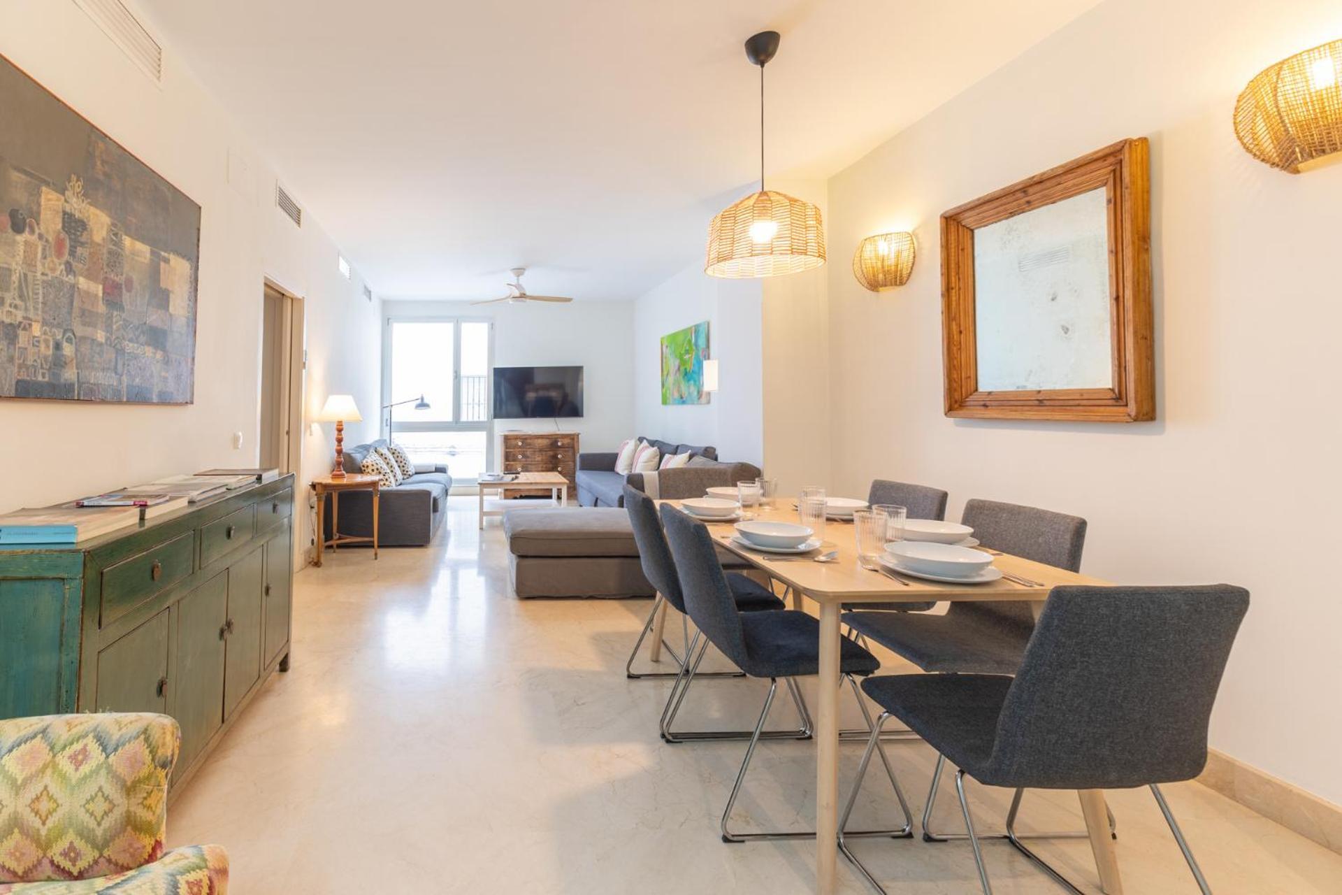 Appartement Tentudia Charming With Private Roof-top Or Patio In San Bernardo By Ocityzen